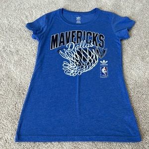 ❌SOLD❌ Dallas Mavericks Tee